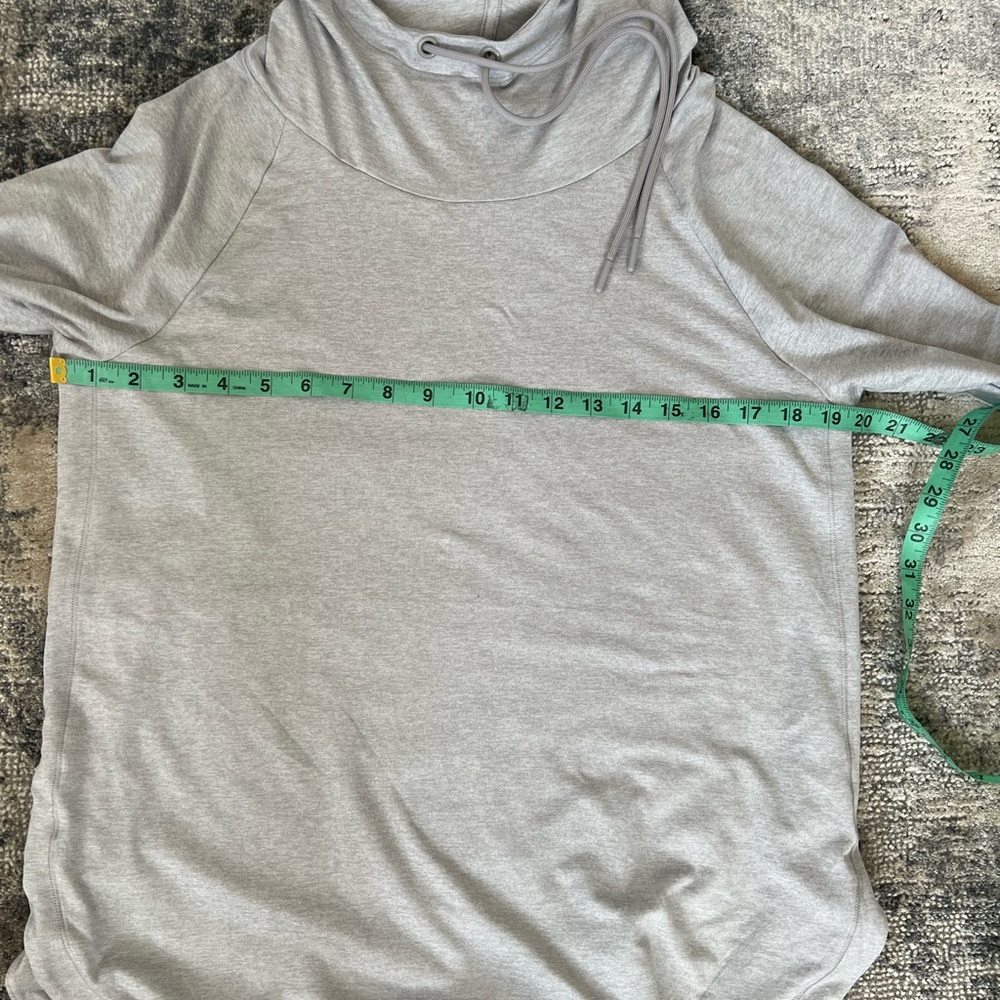 Athleta  Uptempo Hoodie Sweatshirt  M. - Picture 12 of 12